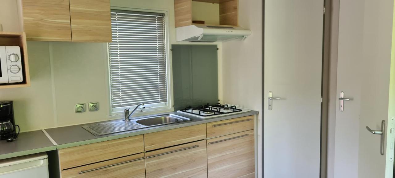 Camping Le Gallo Romain Barbieres 외부 사진